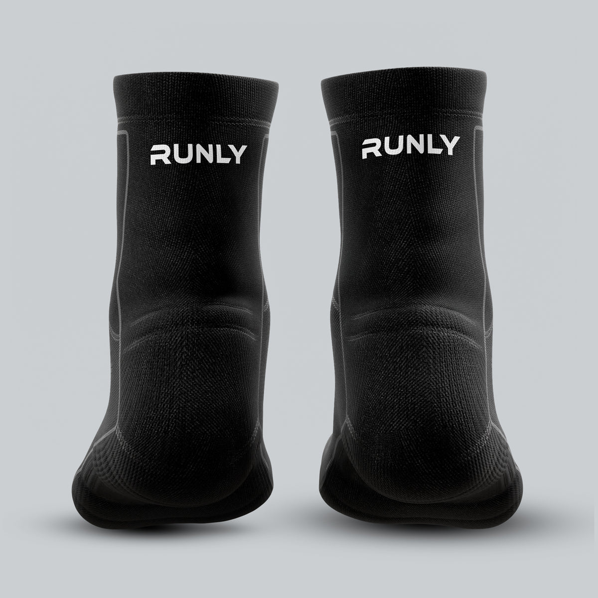 Performance Running Socks | Carbon Black