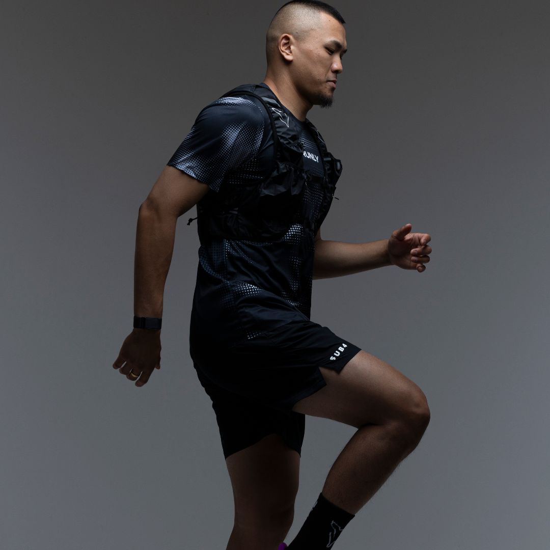 HYDRATION VEST | RUNLY R700 | BLACK WHITE