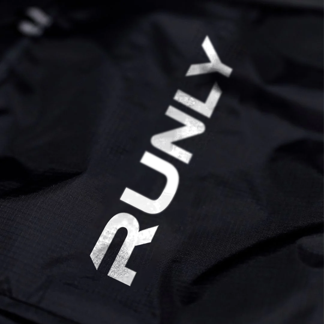 HYDRATION VEST | RUNLY R700 | BLACK WHITE