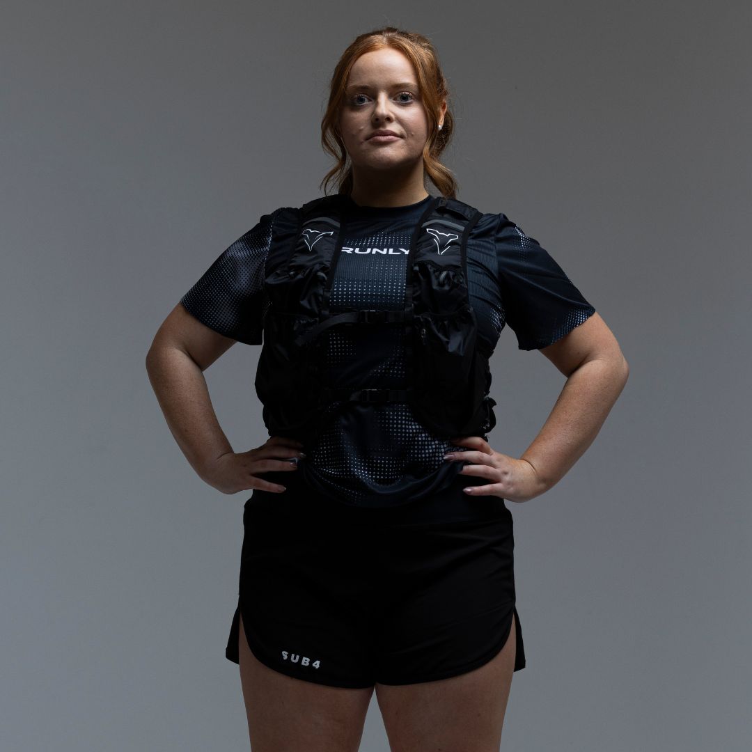 HYDRATION VEST | RUNLY R700 | BLACK WHITE