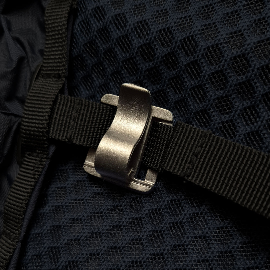 HYDRATION BLADDER HOSE CLIP