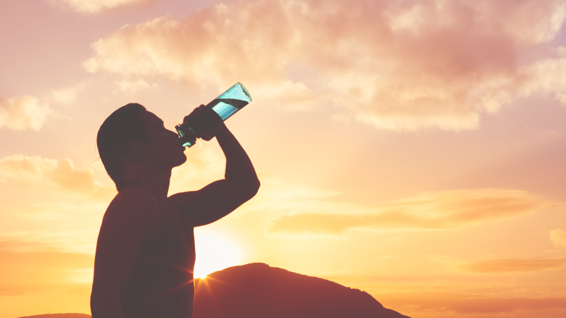 Runners' Hydration Guide: Are You Getting Enough Water on Your Runs?– RUNLY