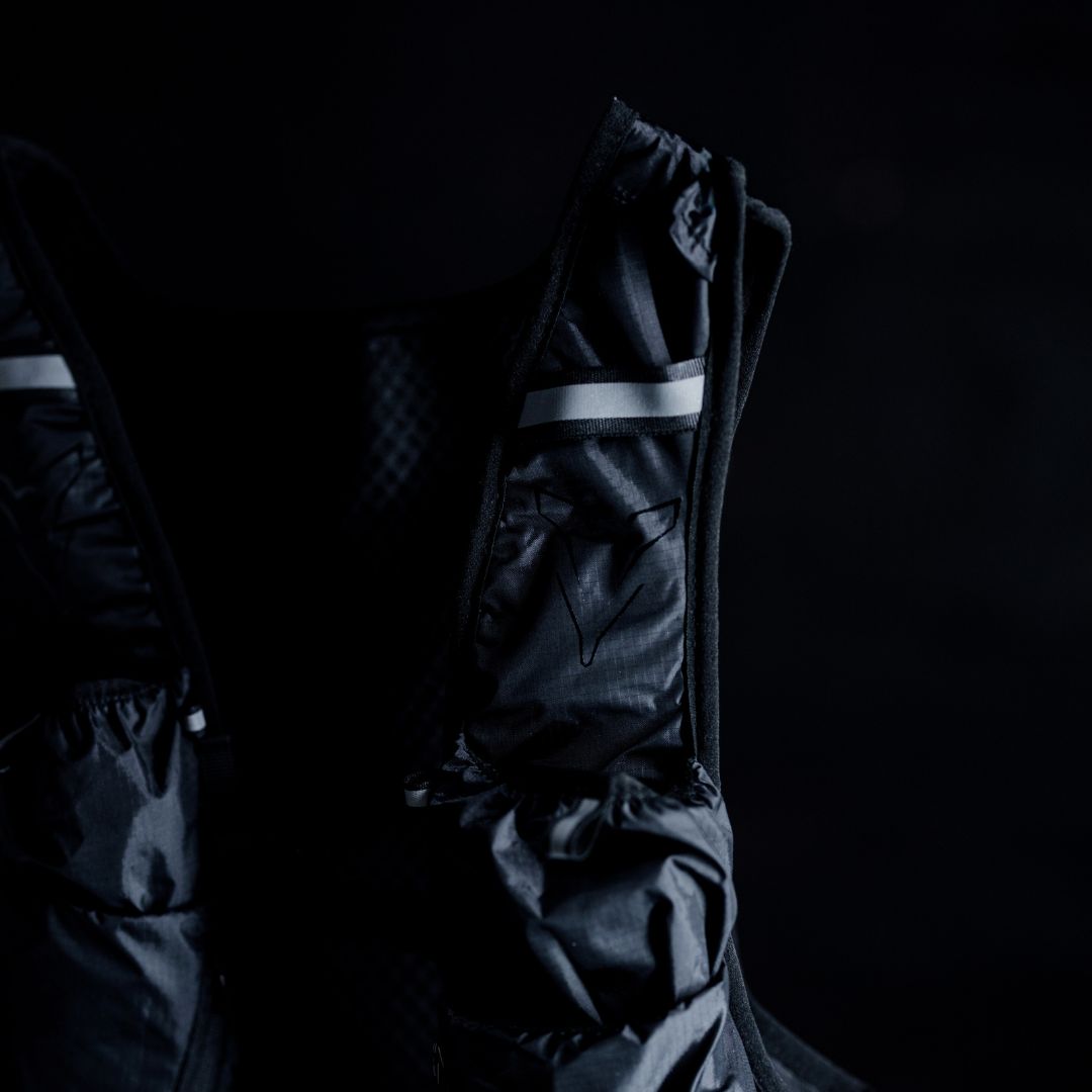 HYDRATION VEST | RUNLY R700 | TRIPLE BLACK