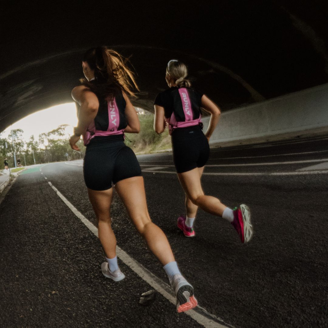 RUNNING VEST | HYBRID PRO | ROSE BLACK– RUNLY